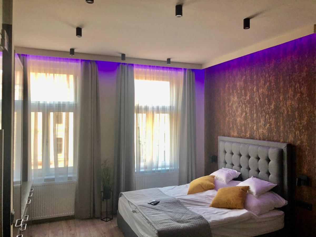 Silver Dawn Apartments Сегед Экстерьер фото