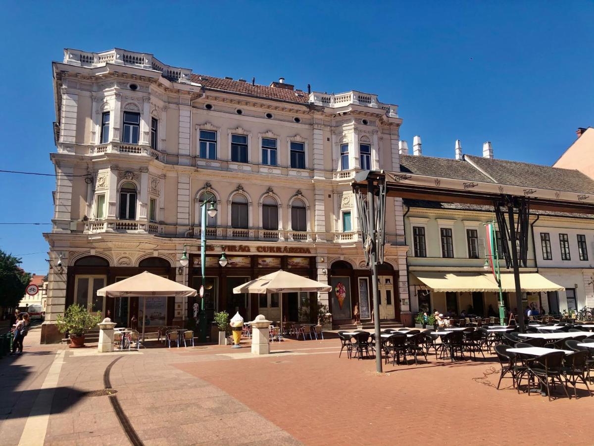 Silver Dawn Apartments Сегед Экстерьер фото