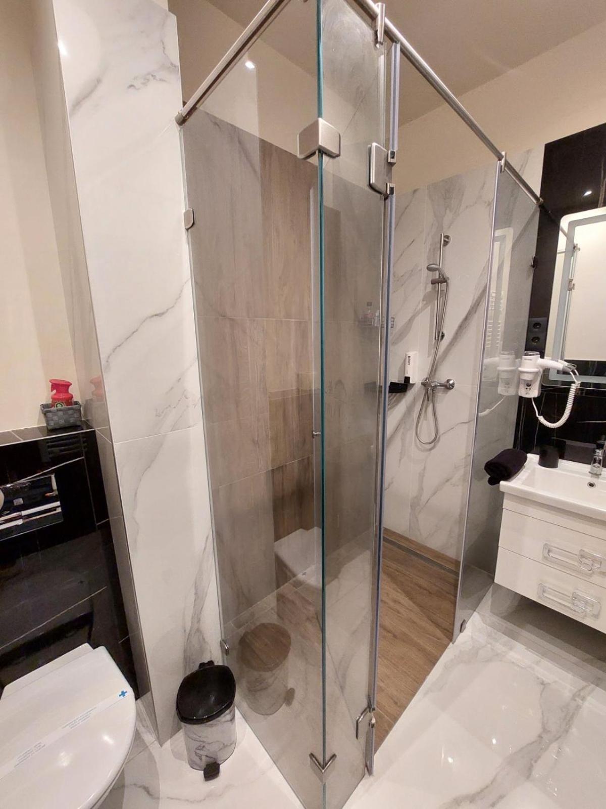 Silver Dawn Apartments Сегед Экстерьер фото