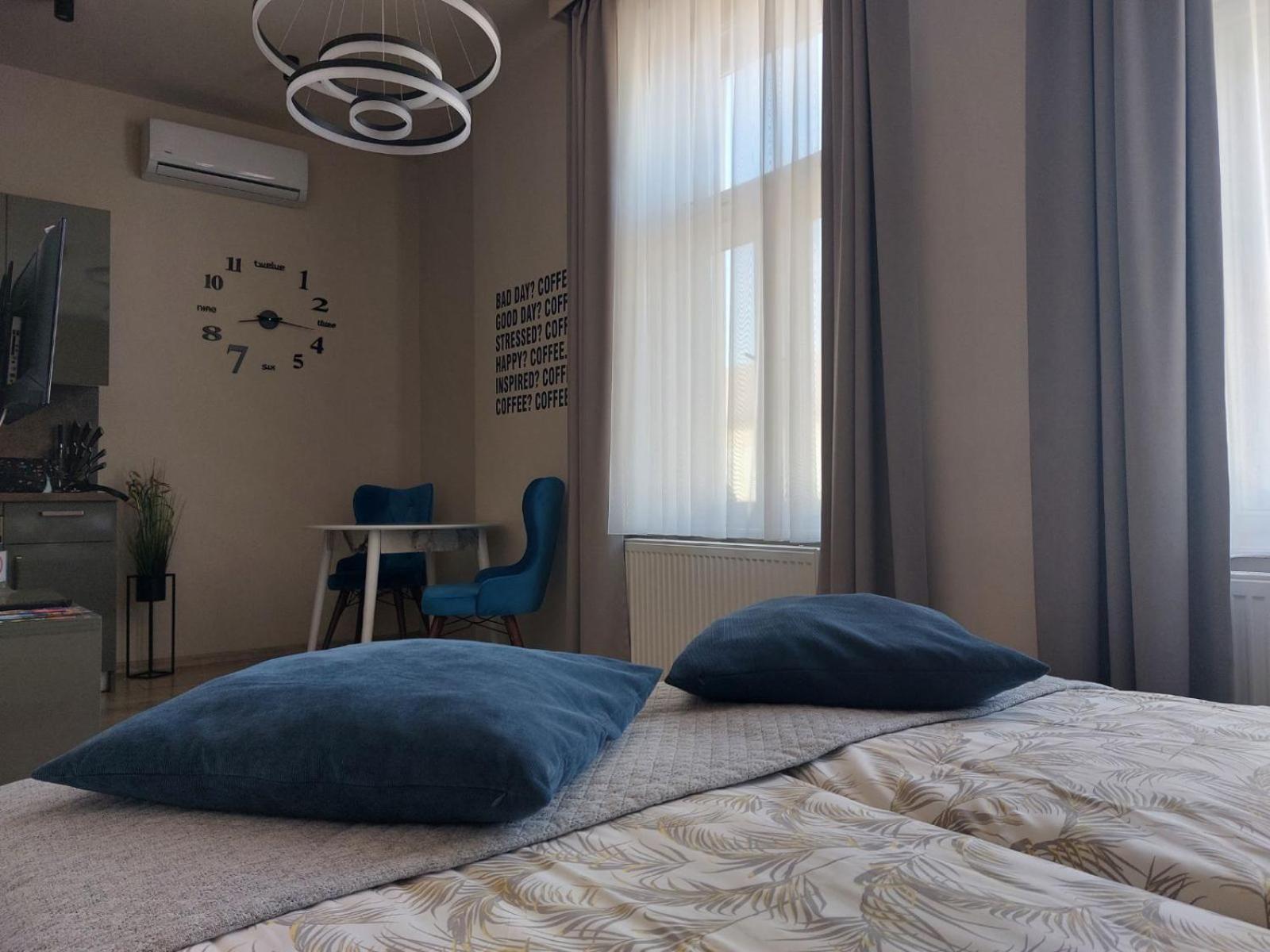 Silver Dawn Apartments Сегед Экстерьер фото