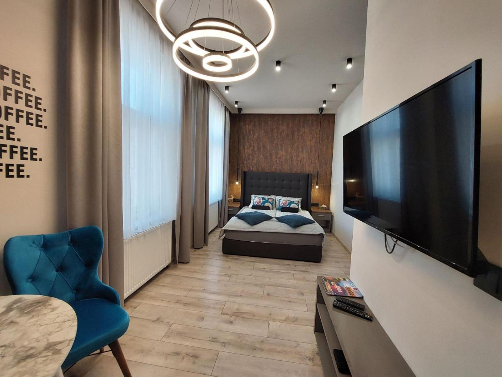 Silver Dawn Apartments Сегед Экстерьер фото