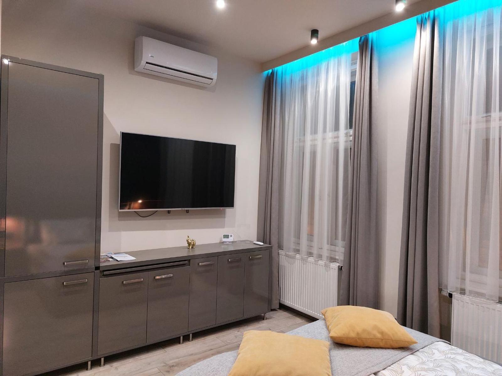 Silver Dawn Apartments Сегед Экстерьер фото