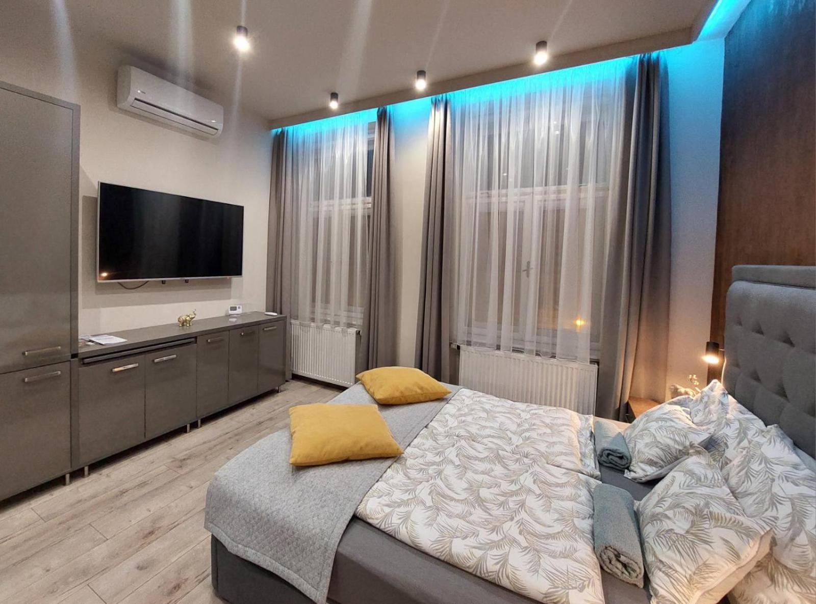 Silver Dawn Apartments Сегед Экстерьер фото